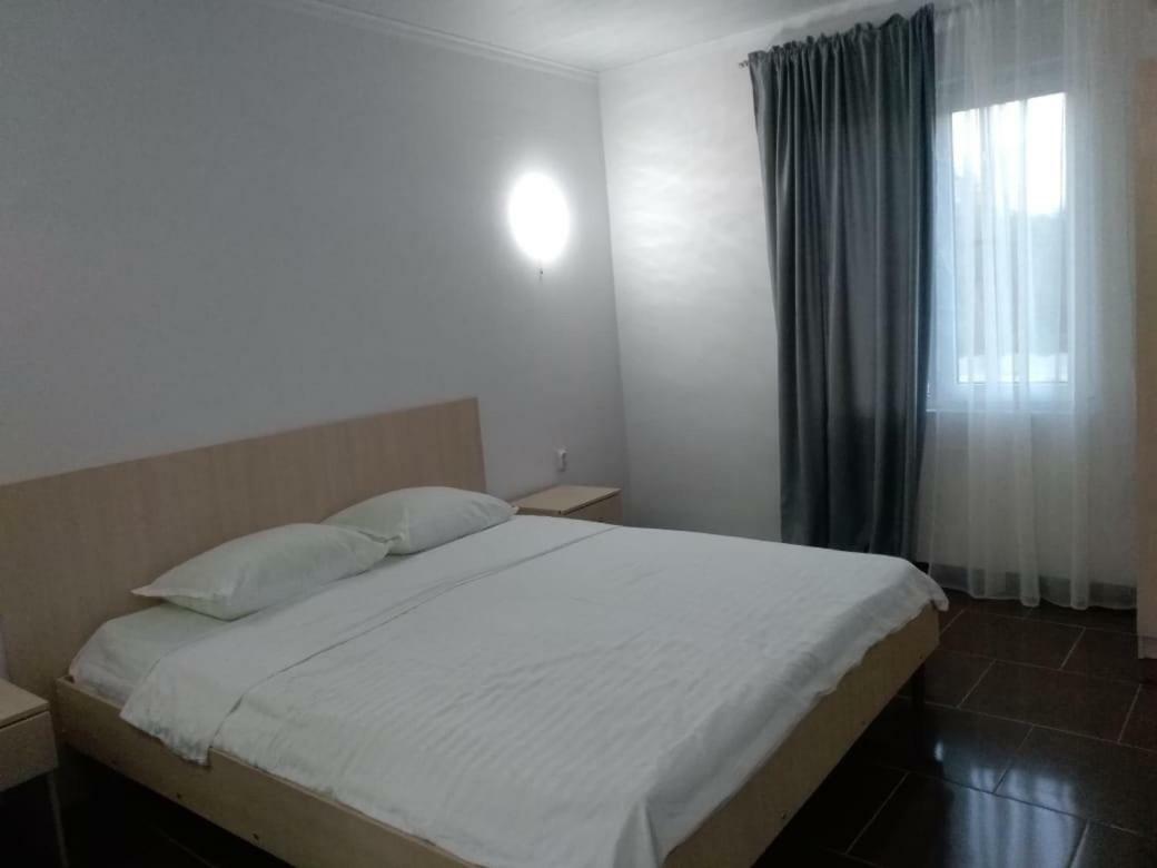 Hotel 777 Gudauta Dış mekan fotoğraf